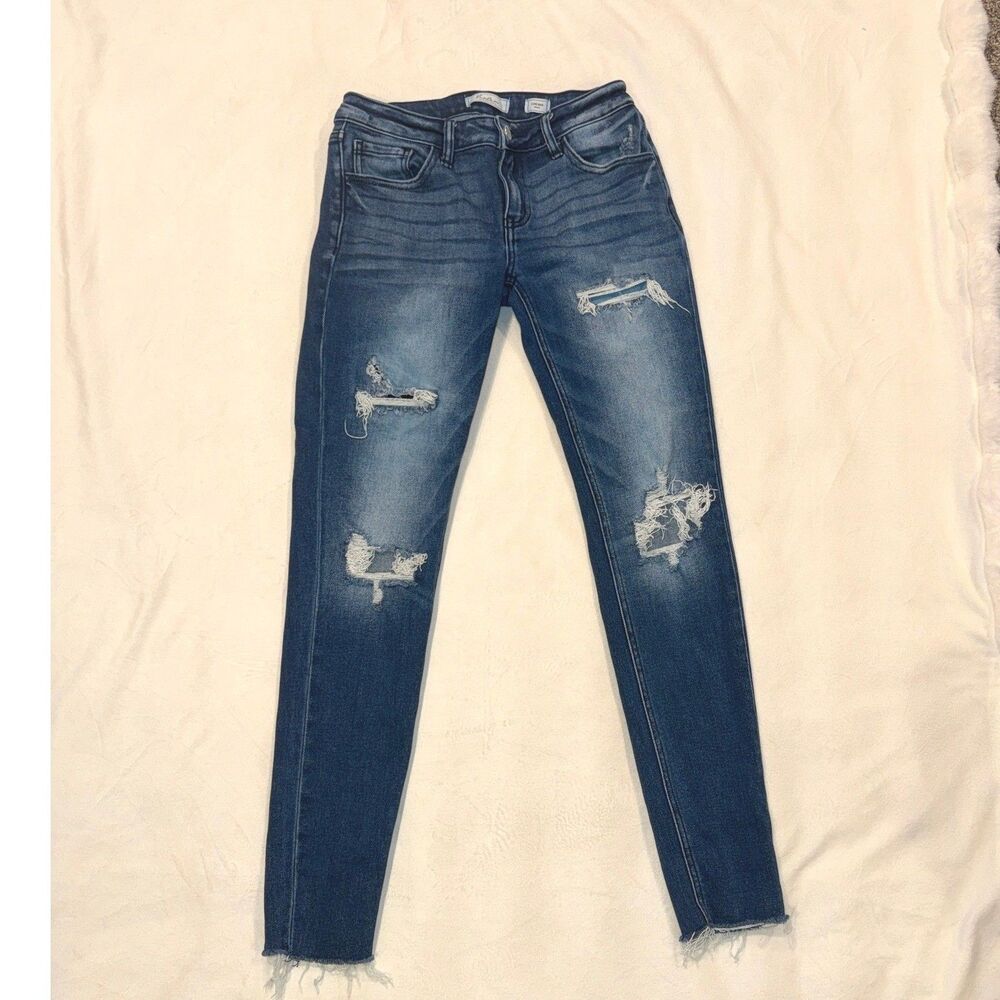 KanCan Signature Low Rise Skinny Jeans Distressed Medium Wash Raw Hem Womens
